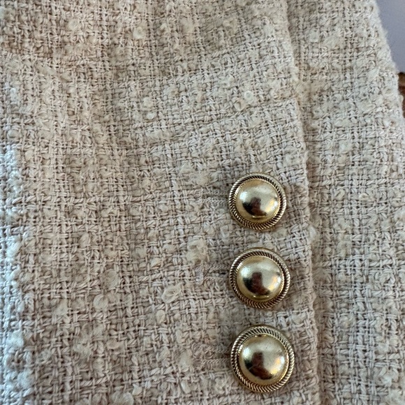 RW&CO. Cream Tweed Blazer with Gold Buttons - Picture 5 of 7
